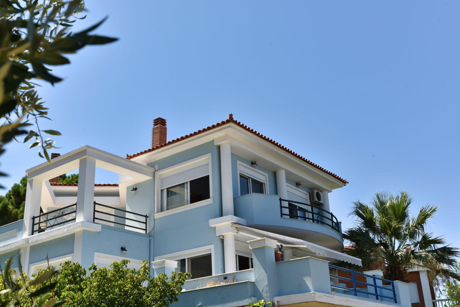 BEACH FRONT HOUSE FOR SALE IN MYTILENE, GREECE