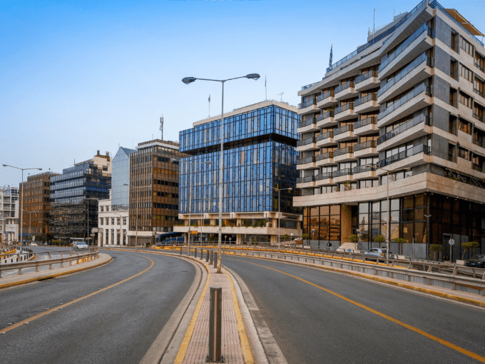COMMERCIAL BUILDING FOR SALE IN PIRAEUS