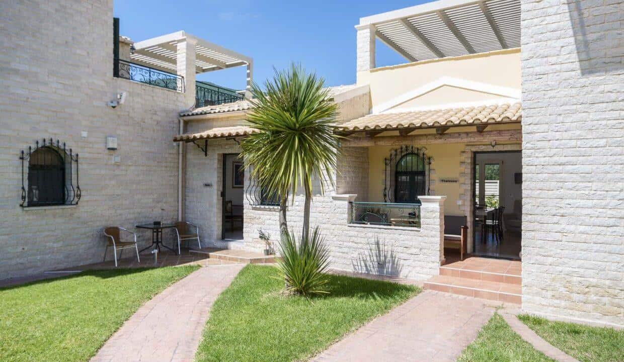 3 apartmnets in complex for sale in Corfu17