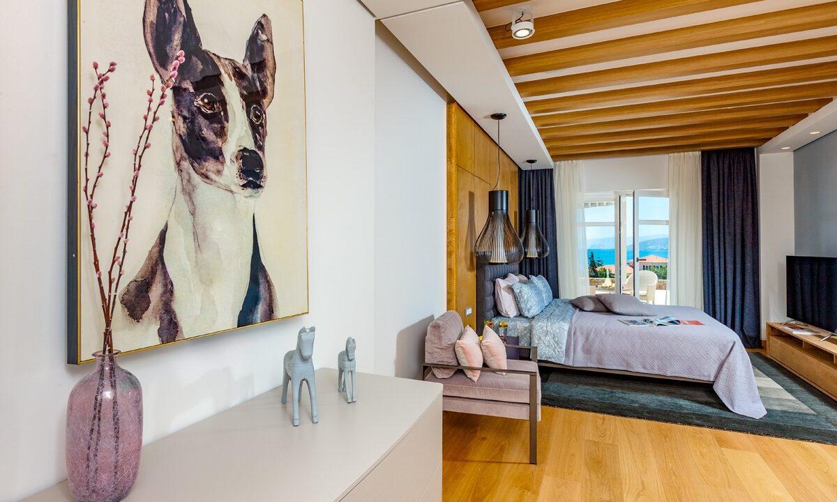 6 Bedroom Luxurius Villa for sale in Crete Bedroom pool level