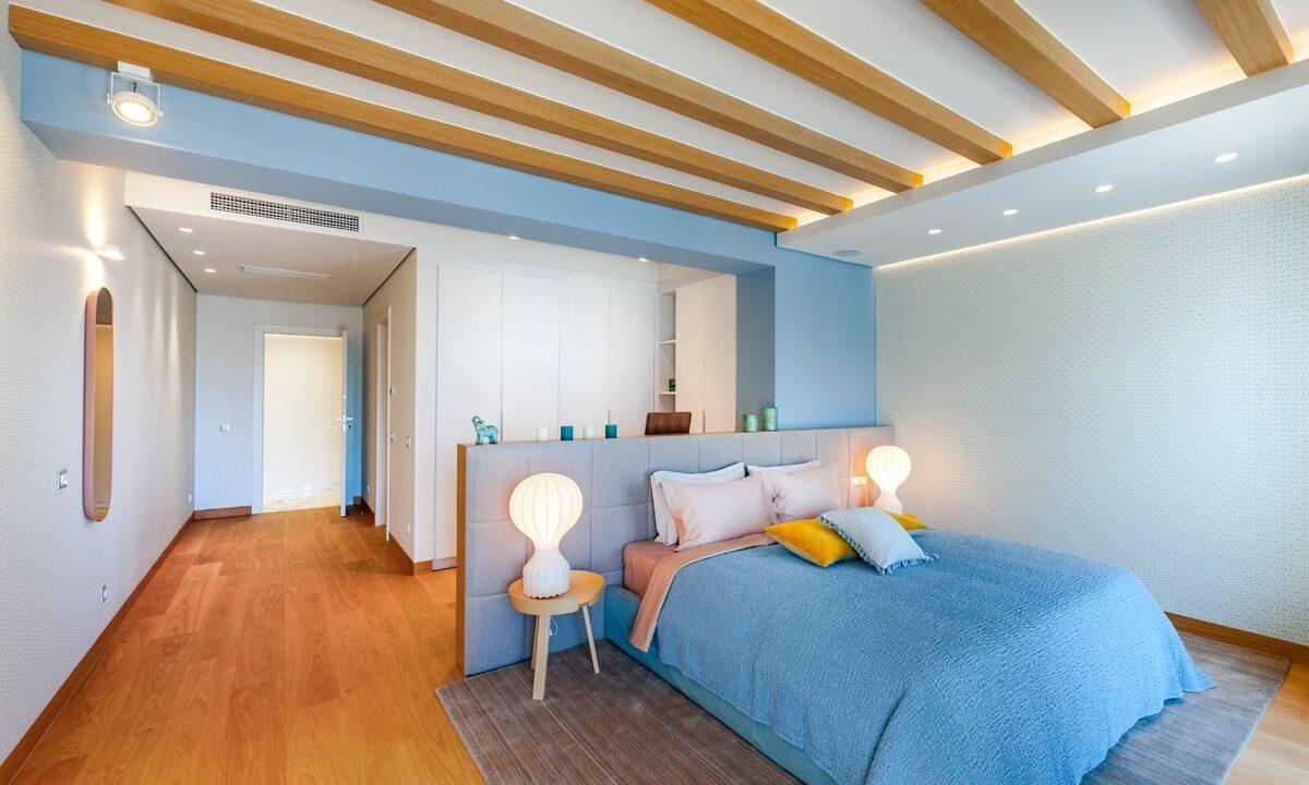6 Bedroom Luxurius Villa for sale in Crete Bedroom pool level 2