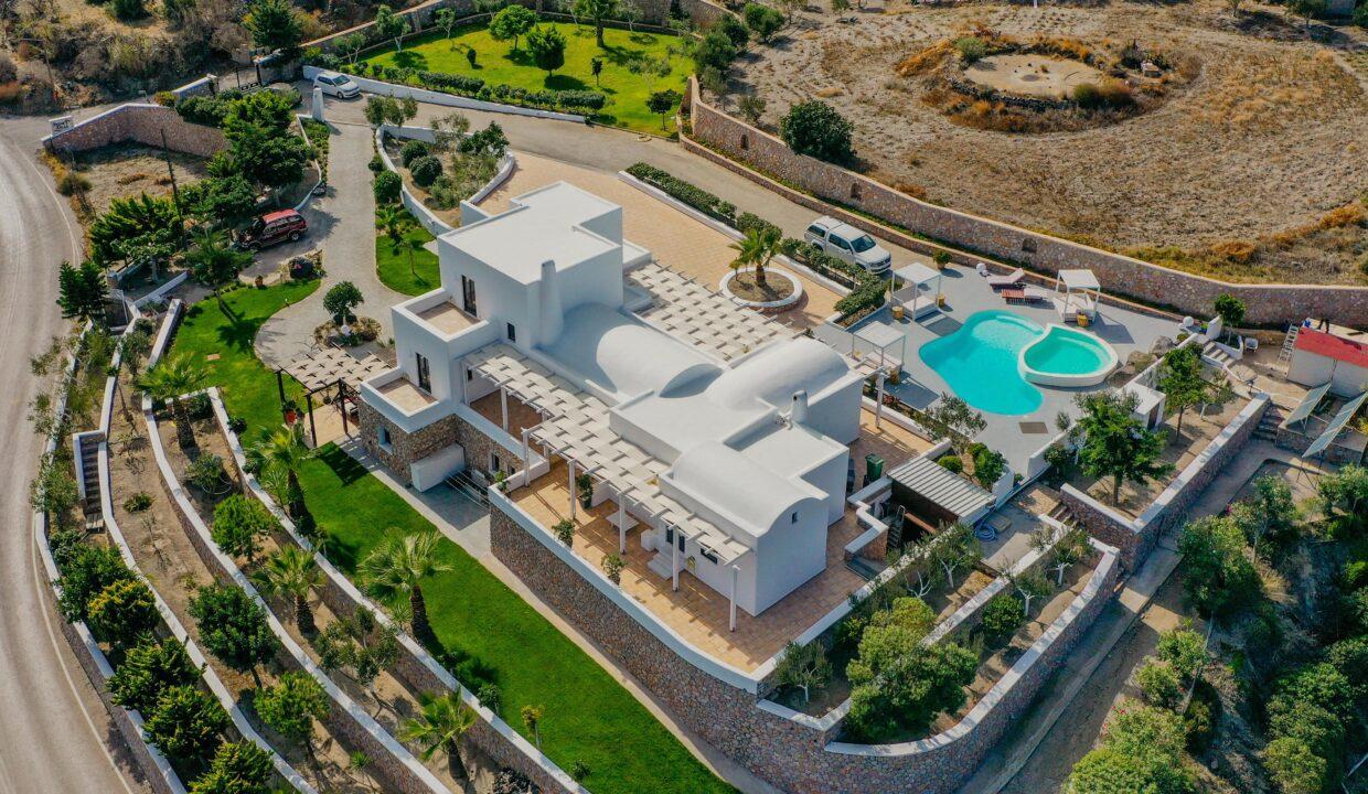 Luxurious 325 m² Villa for sale in Santorini