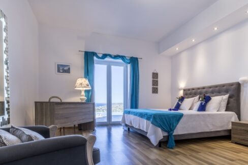 380m² of Luxury Living in Paros, Greece 10