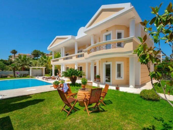 420m² Villa for sale in Anavyssos, Greece
