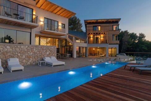 Luxury villa in Lefkada 1