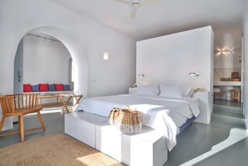 Small boutique hotel for sale in Santorini, Greece