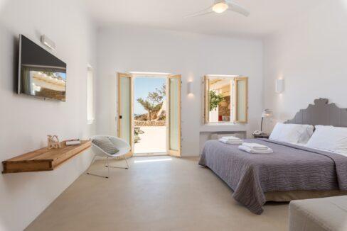 Exclusive Mykonos Villa with Unparalleled Views and Luxury Amenities16