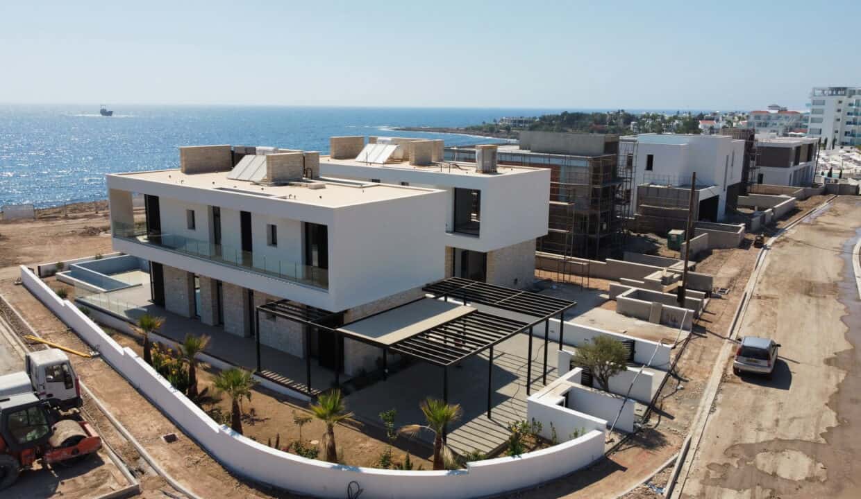 PELAGOS BEACHFRONT RESIDENCES (10)