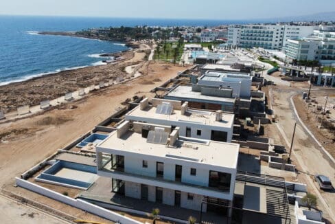 PELAGOS BEACHFRONT RESIDENCES (13)