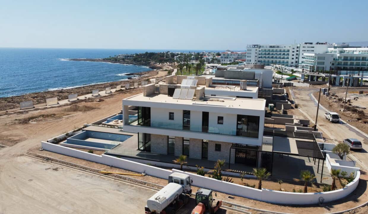 PELAGOS BEACHFRONT RESIDENCES (14)