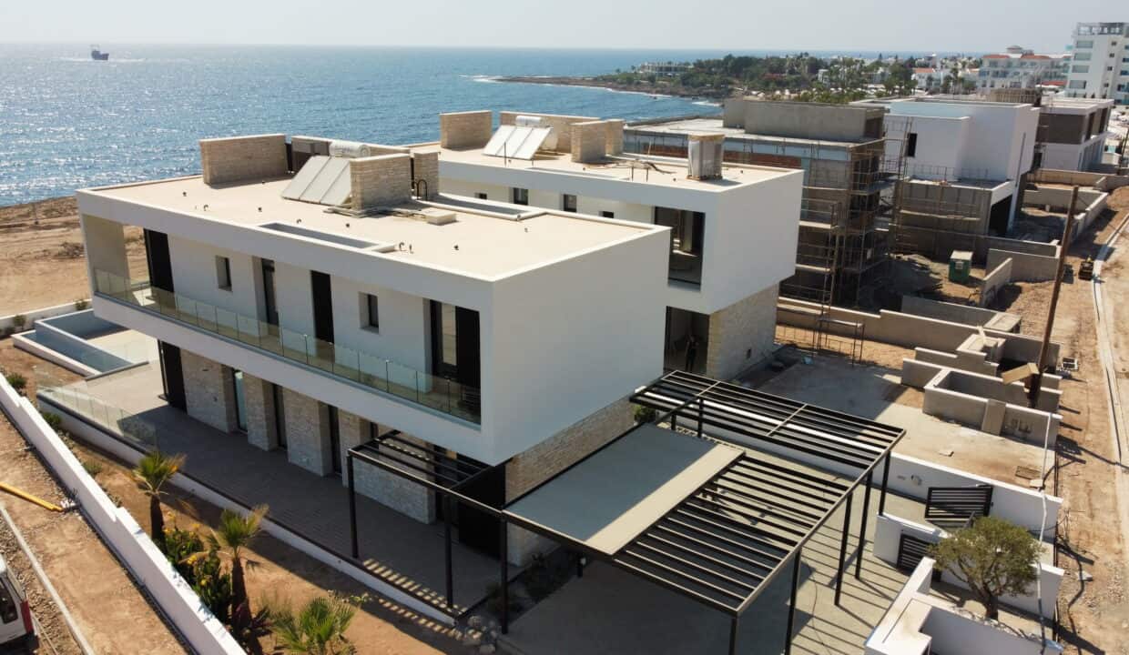 PELAGOS BEACHFRONT RESIDENCES (26)