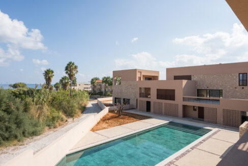 Contemporary Mediterranean Homes in Crete – A Refined Island Investment